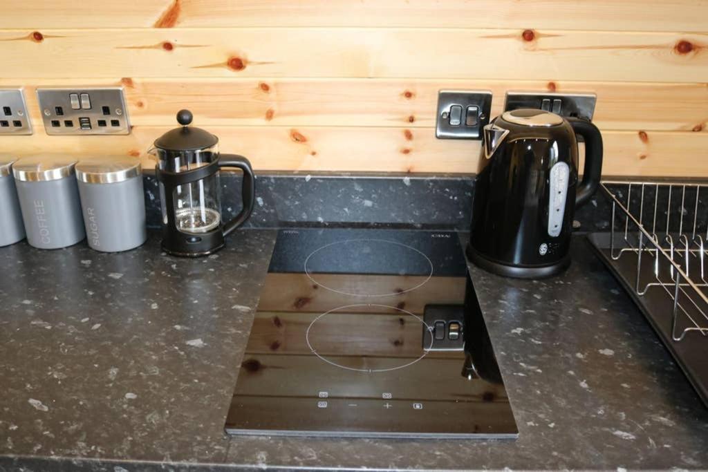 Glampods Glamping Pod - Meet Highland Cows And Sheep Elgin Villa Eksteriør bilde